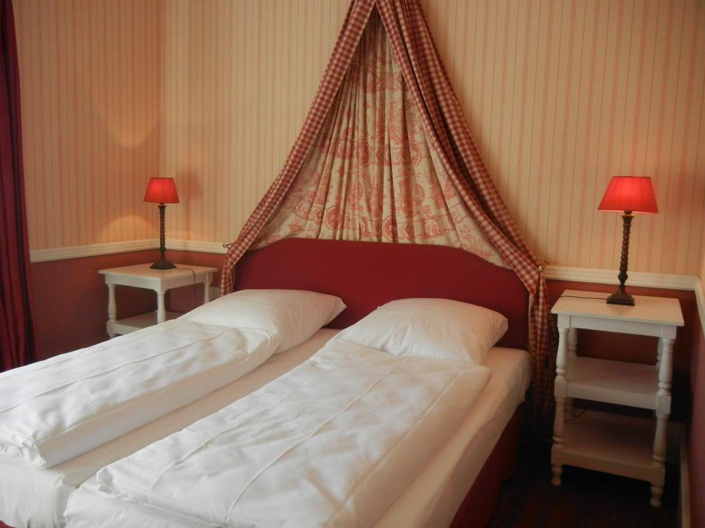 Schlosshotel Gotzenburg Jagsthausen Εξωτερικό φωτογραφία