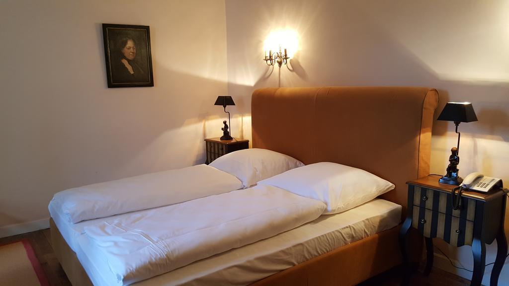 Schlosshotel Gotzenburg Jagsthausen Εξωτερικό φωτογραφία